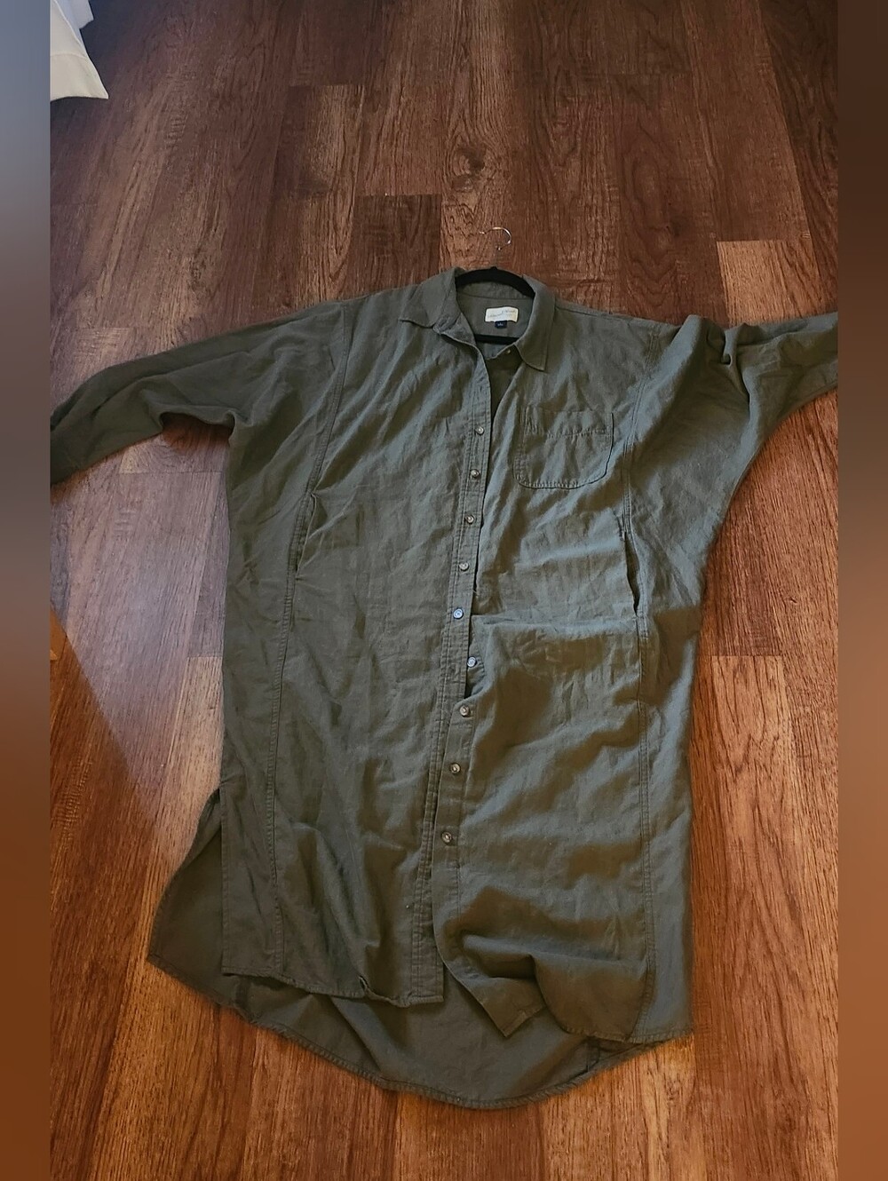 Universal Thread Olive Green Casual Button-Down Shirt